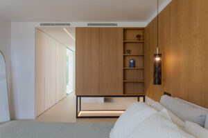 armario-separa-dormitorio-bano